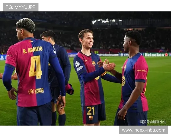 多特蒙德4-0大胜十人比利亚雷亚尔，吉拉西梅开二度