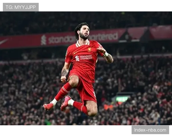 索博斯洛伊世界波射杀阿森纳,当选英超8月最佳进球 索博斯洛伊世界波射杀阿森纳,当选英超8月最佳进球