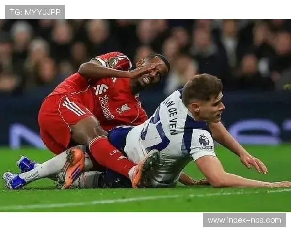 热刺边锋奥多伯特左膝前十字韧带断裂或赛季报销，对阵纽卡时受伤痛苦喊叫