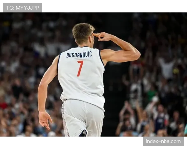 述评：快船四巨头合体后战绩不佳，战术融合与球权分配问题凸显